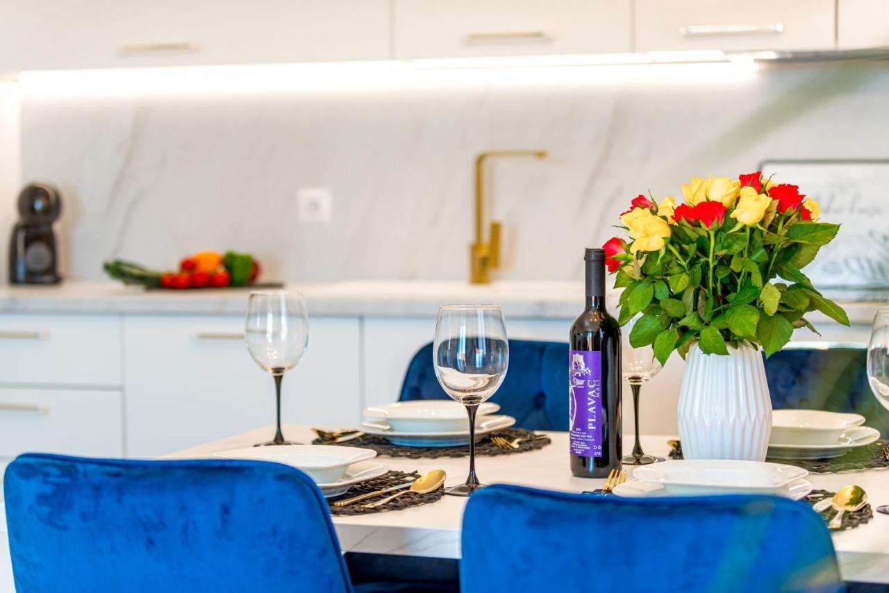Bluesky Deluxe Apartment Free Parking Дубровник Екстериор снимка