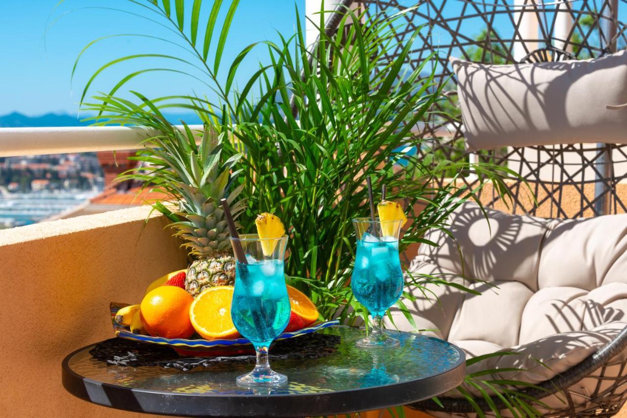 Bluesky Deluxe Apartment Free Parking Дубровник Екстериор снимка