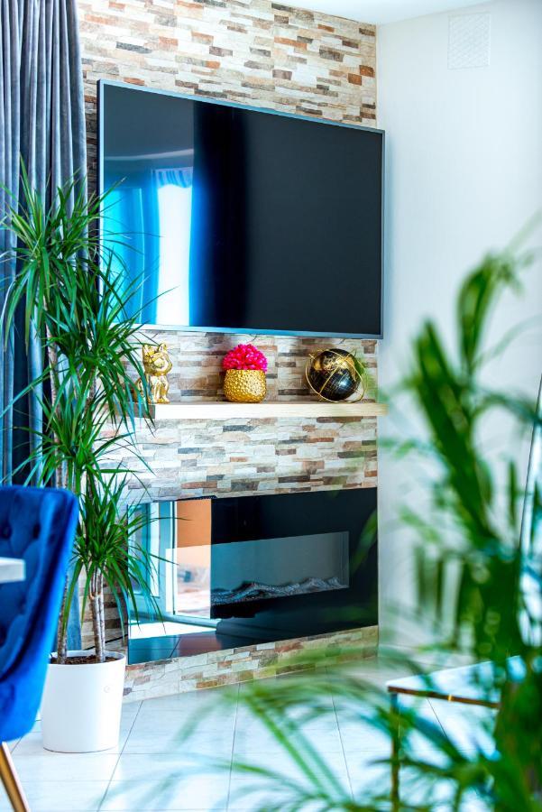 Bluesky Deluxe Apartment Free Parking Дубровник Екстериор снимка