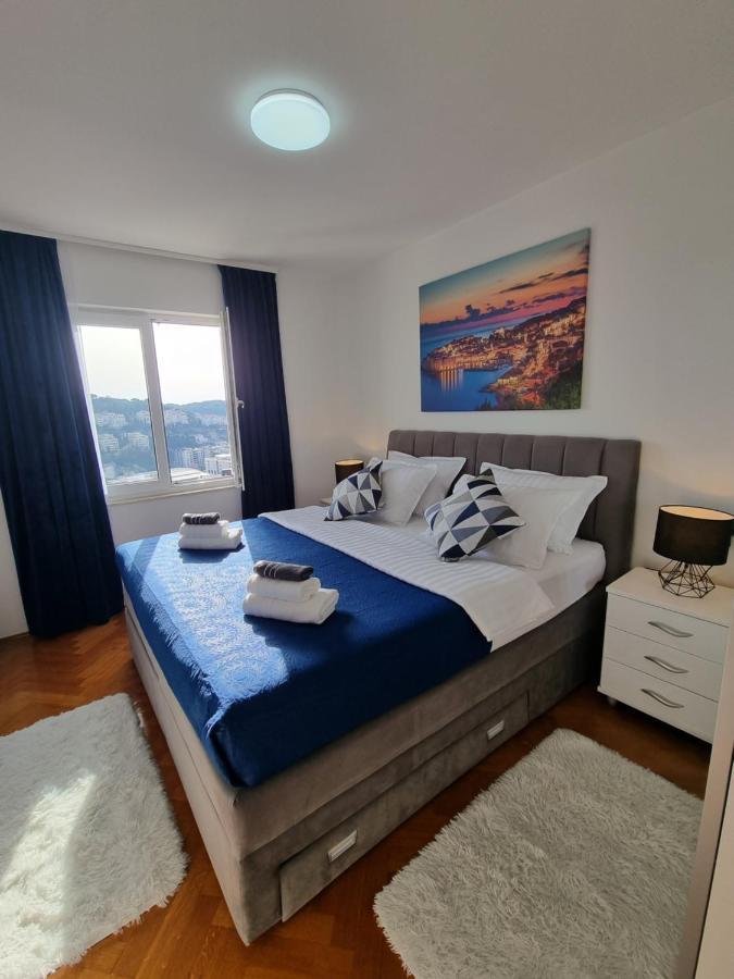 Bluesky Deluxe Apartment Free Parking Дубровник Екстериор снимка
